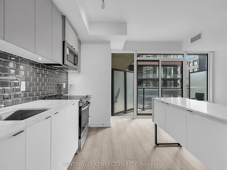 285 Dufferin St #307 — Photo 11