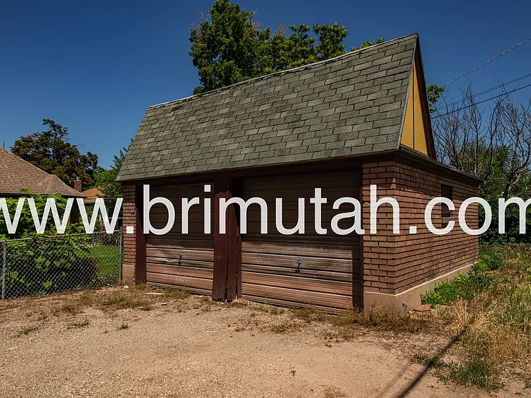 753 E Princeton Ave — Photo 7