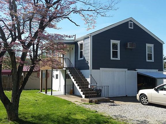 3rd image of 2711 28th St