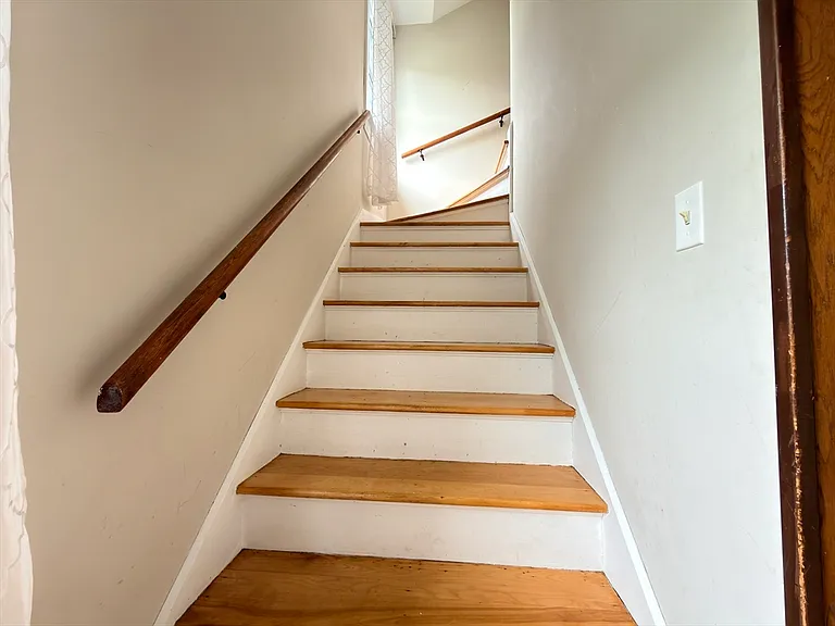 11 Clay St — Photo 25
