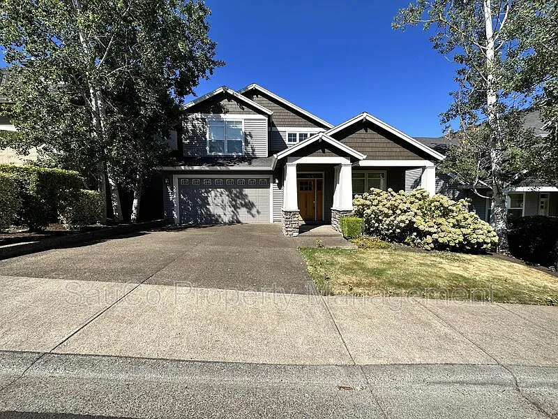 4 bed, 2.5 bath, 2694 sqft, $3,649 — Photo 2