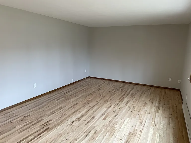 Living Room [Actual unit may vary]