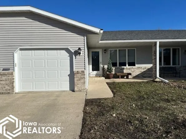 205 N 7th St, Forest City, IA 50436