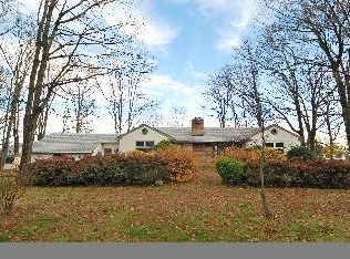 110 Stump Rd, North Wales, PA 19454