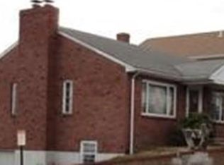 160 Suffolk Ave, Revere, MA 02151