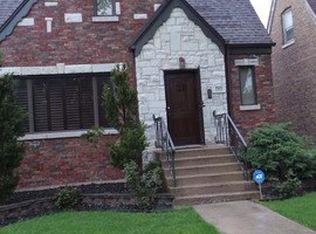 8430 S Prairie Ave, Chicago, IL 60619