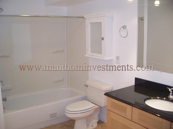5th image of 7431 S Carling Cir #B