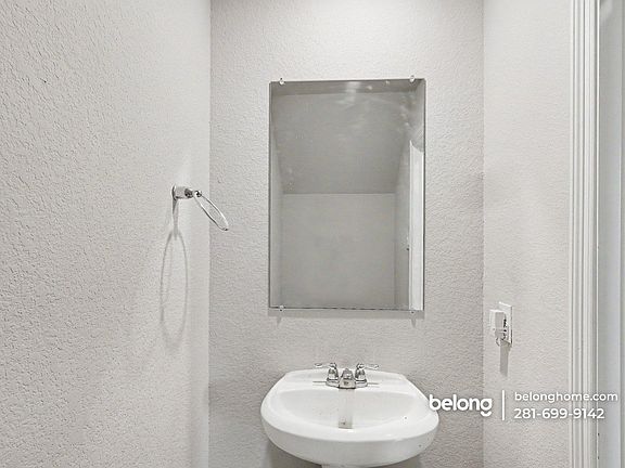 3rd image of 20002 Northpark Oak Ln
