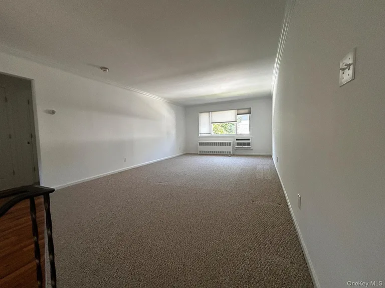 304 Dawson Ln — Photo 5