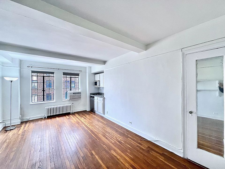 1st image of 5 Tudor City Pl APT 1303