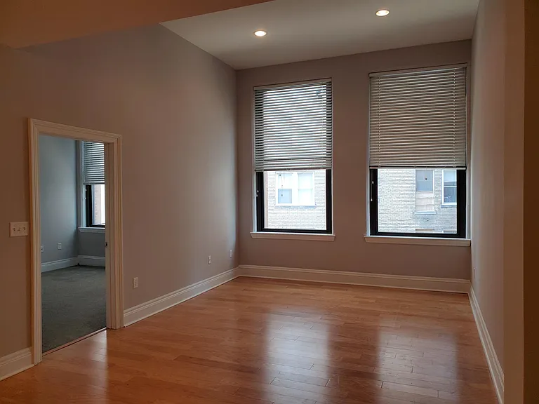3755 Lindell Blvd #2C — Photo 24