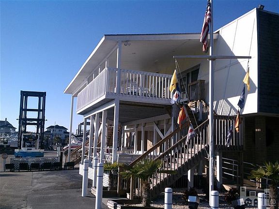 5th image of 801 Paoli Court #J-15