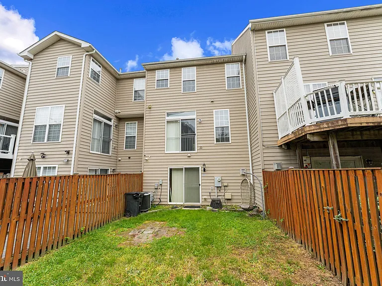 702 Anoosh Ct — Photo 30