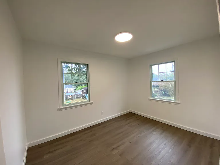 12 Barbara Ln — Photo 14