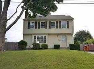 17 Lebanon St, Worcester, MA 01603