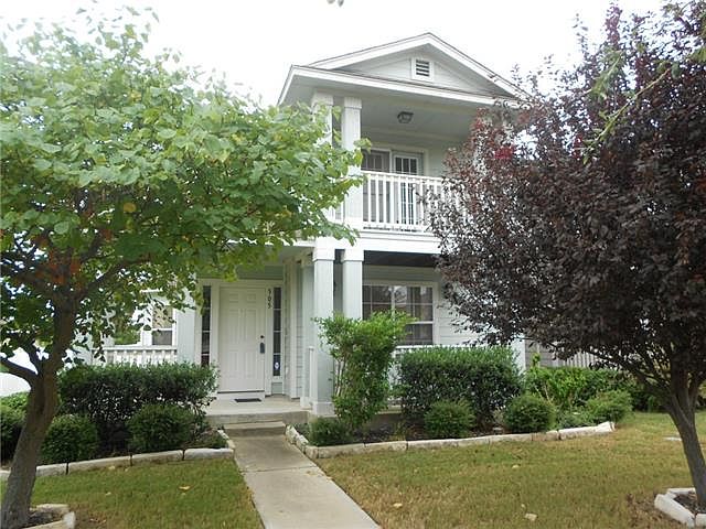 1st image of 505 Crater Lake Dr