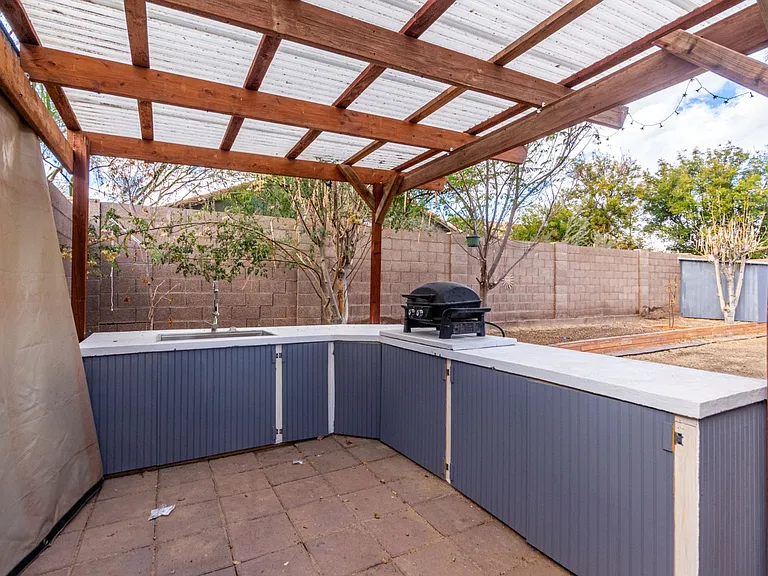 15428 S 23rd Pl — Photo 32