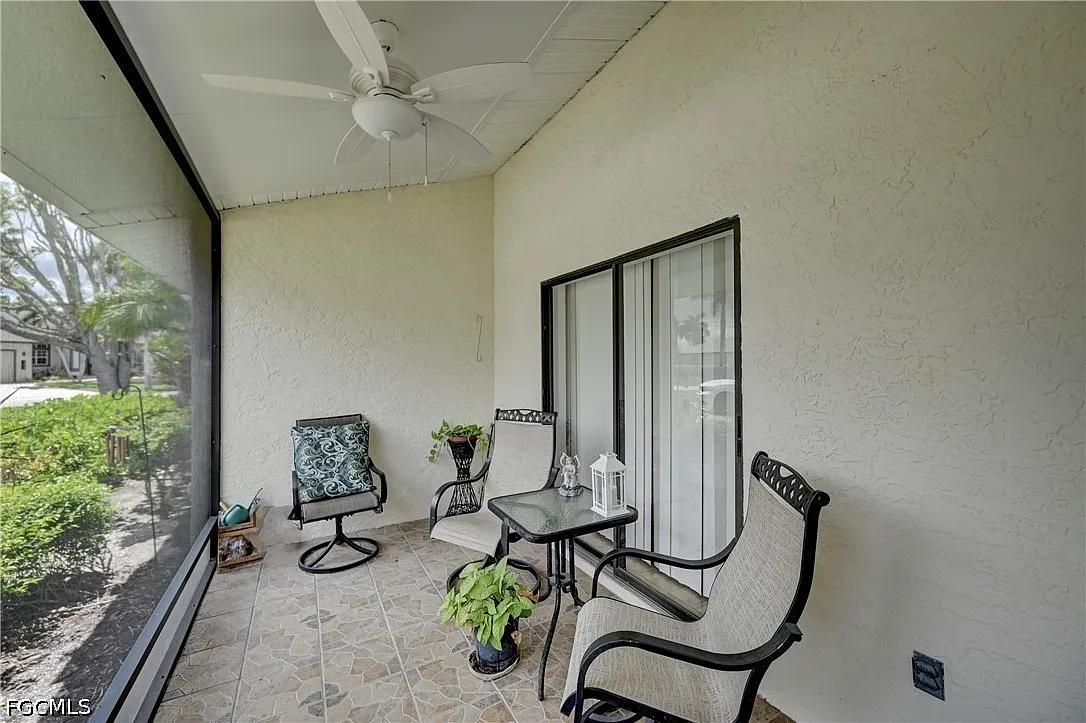 2 bed, 2.0 bath, 953 sqft, $1,700 — Photo 4
