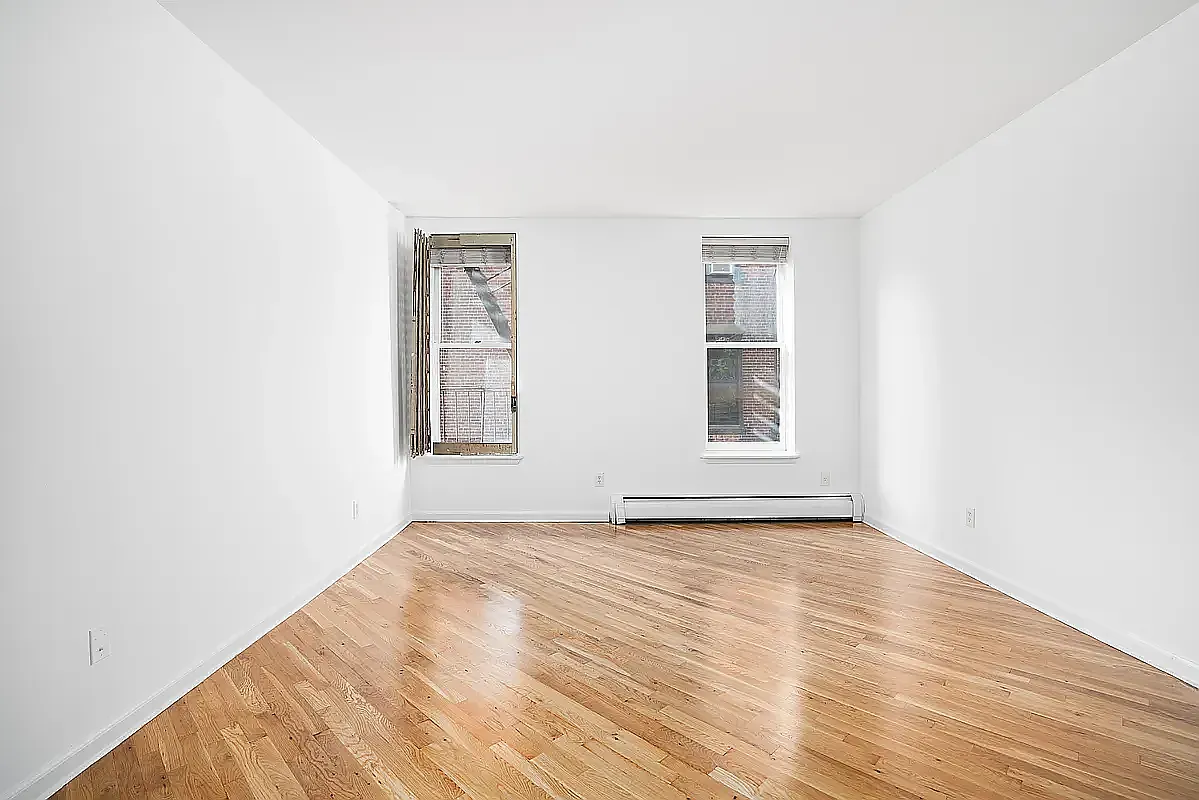 100 West 86th Street — Photo 1