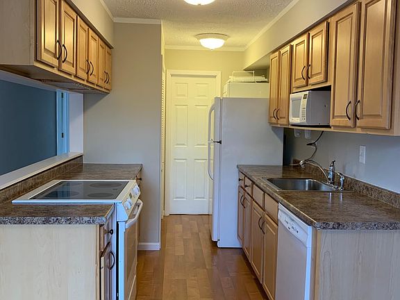 5th image of 2209 Dorchester Ct