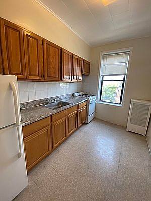 5th image of 1662 Cropsey Ave APT D11