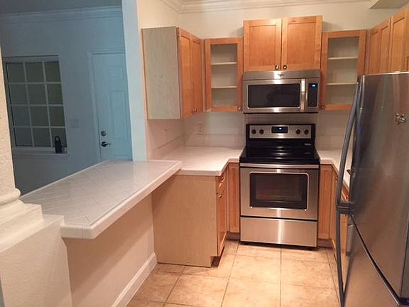 3rd image of 45 Antilla Ave APT 1C