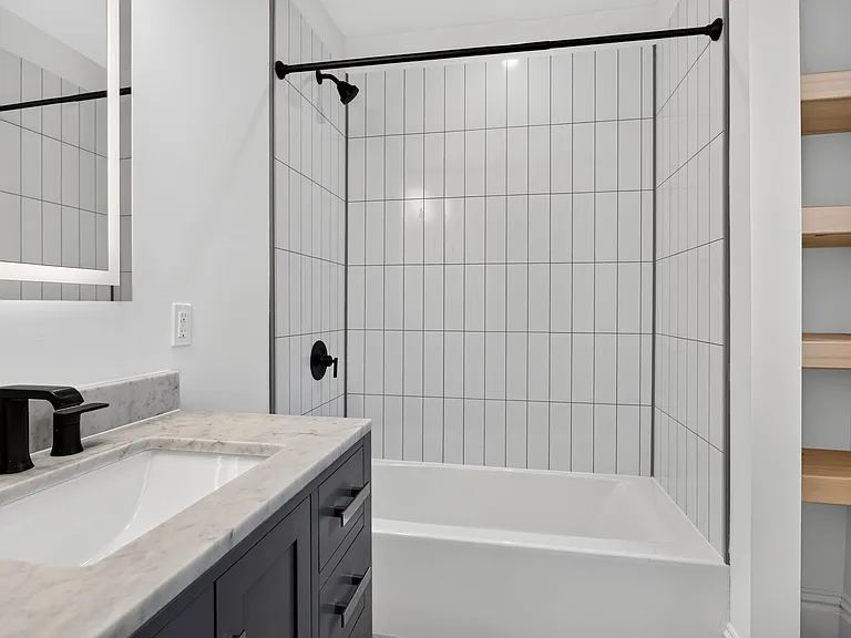 7519 Oxford Dr #2B — Photo 20