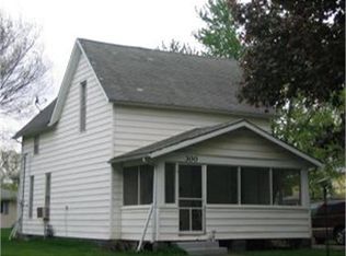 300 Central St, Essex, IA 51638