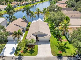 4912 NW 55th Blvd, Coconut Creek, FL 33073