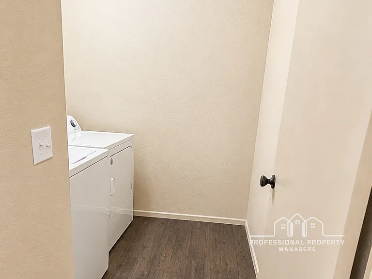 7334 E 39th Pl — Photo 11