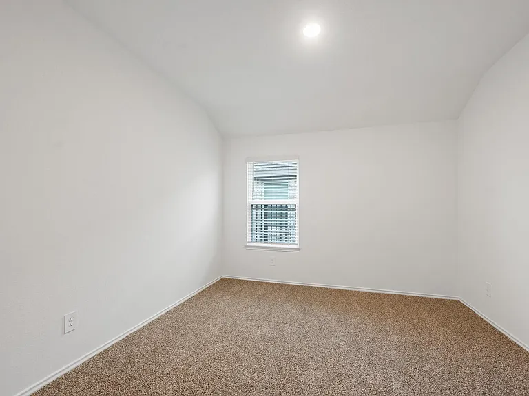 3085 Emerald Ocean Dr — Photo 36