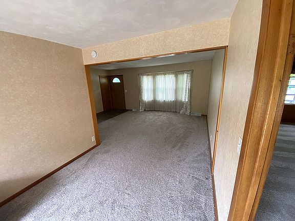 Dining room to Living room