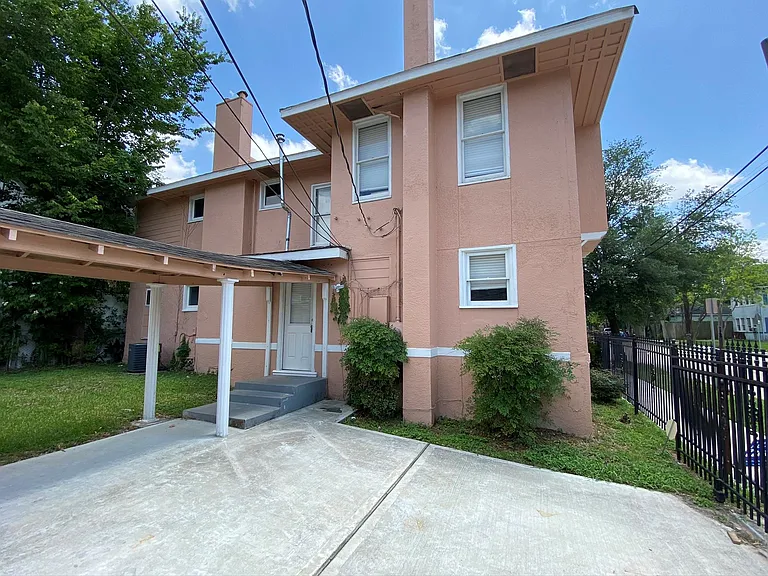 520 Sul Ross St — Photo 6