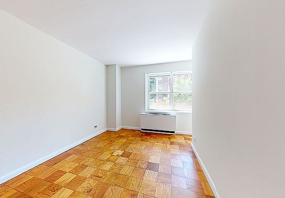 2nd image of 1470 1st Ave APT 3A