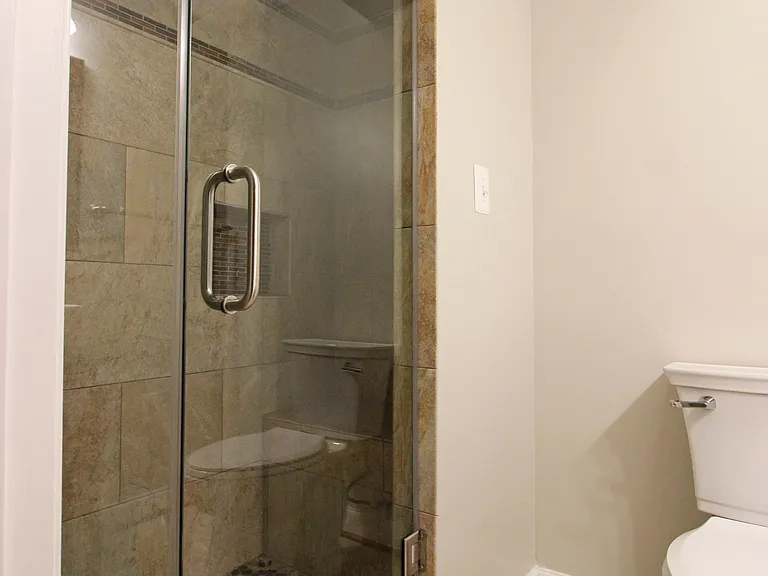 4427 Holly Ave — Photo 30