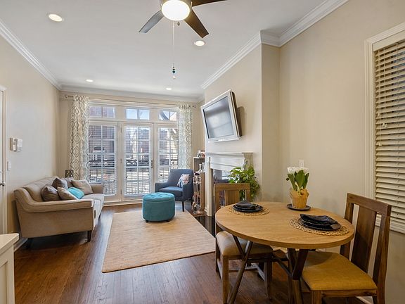 3rd image of 3757 N Clifton Ave APT 1