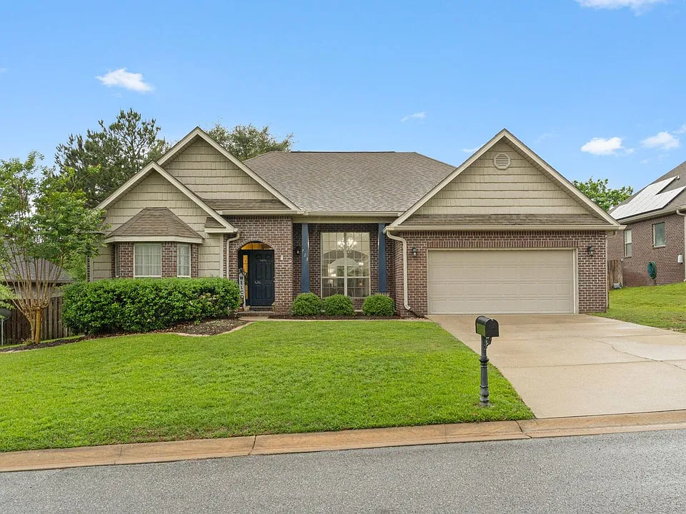 711 Lime Ln