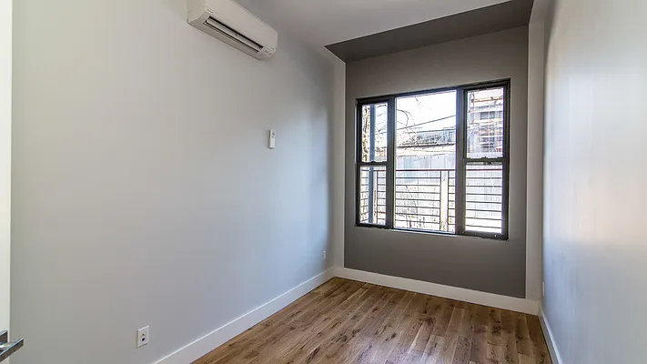 Rented by Nooklyn NYC LLC | media 8