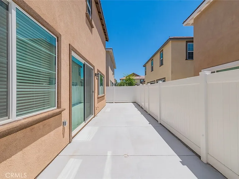40277 Birchfield Dr — Photo 27