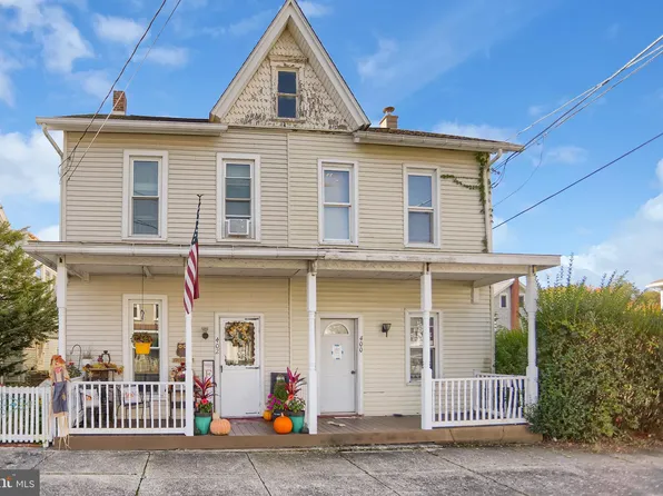 402 S 2nd St, Lykens, PA 17048