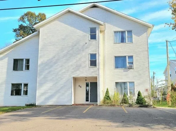 96 Upper Prince St, Charlottetown, PE C1A 4S3