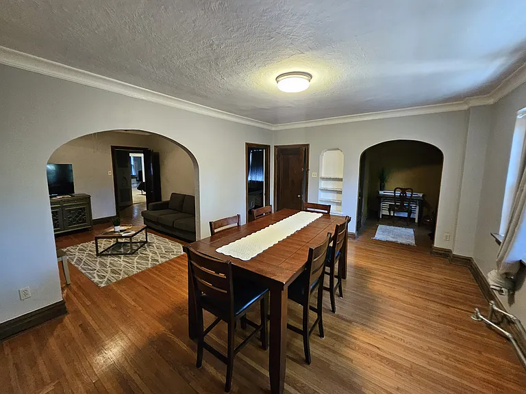 7311 Amherst Ave — Photo 6