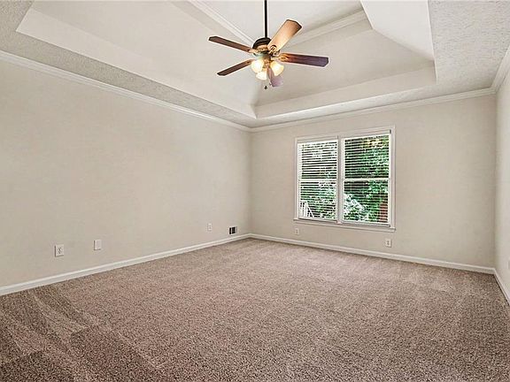 4th image of 977 Sunny Glenn Ct