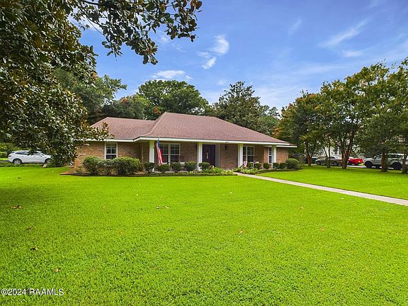4th image of 2401 W Saint Mary Blvd