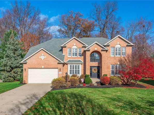 31024 Logan Ct, Westlake, OH 44145