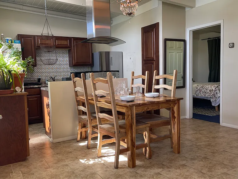 Dining room: Table can sit up to 6 people.