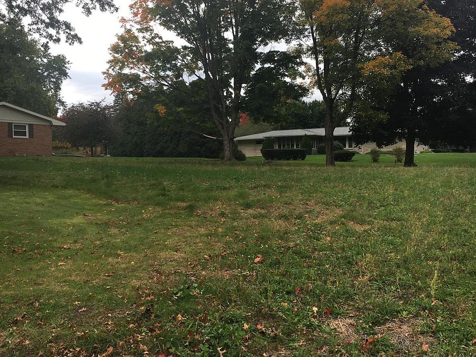 1st image of 217 Martha Dr