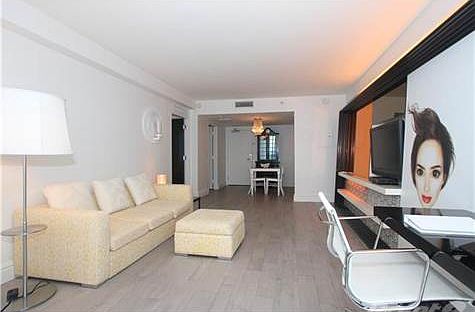 5th image of 1100 West Ave #310