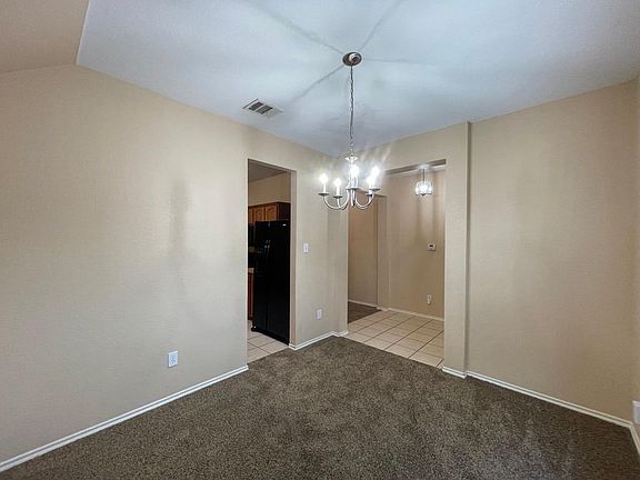 4th image of 4821 Egret St