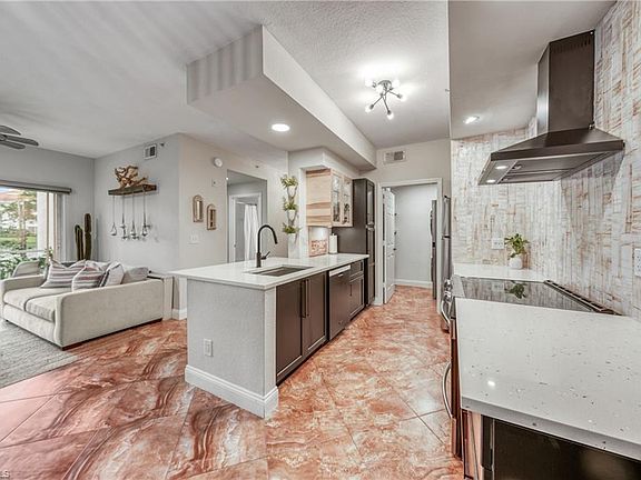 5th image of 4630 Saint Croix LN #813